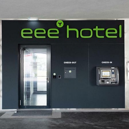 Eee Hotel Траун Екстер'єр фото