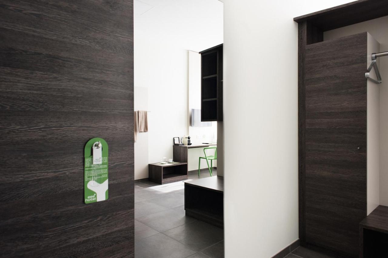 Eee Hotel Траун Екстер'єр фото